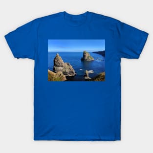 Stacks of Duncansby, Scotland T-Shirt